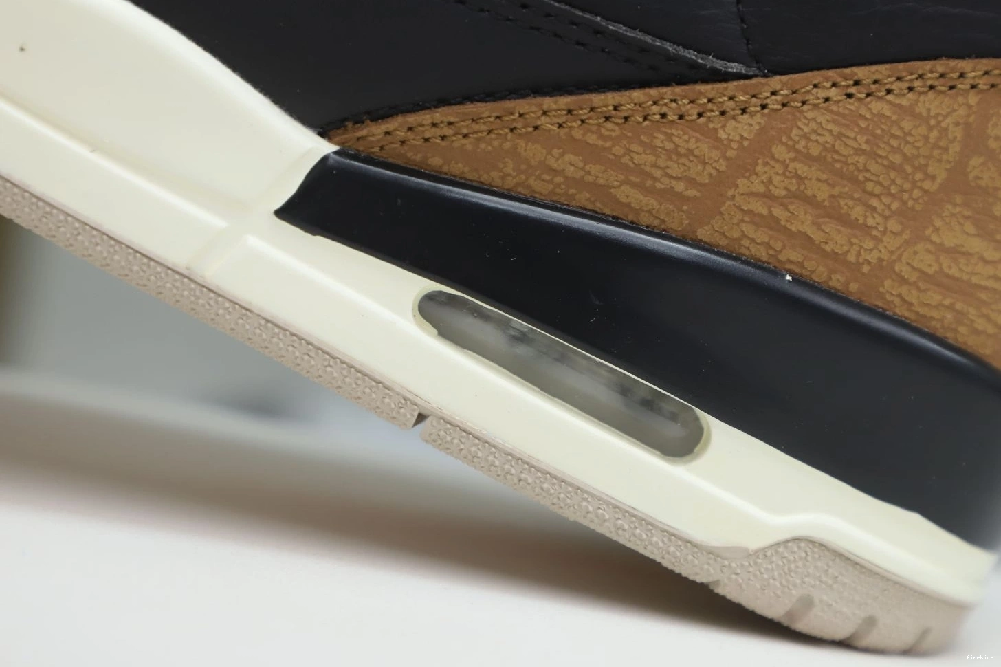 CEMENT DESERT JORDAN CT8532 AIR 3 1106